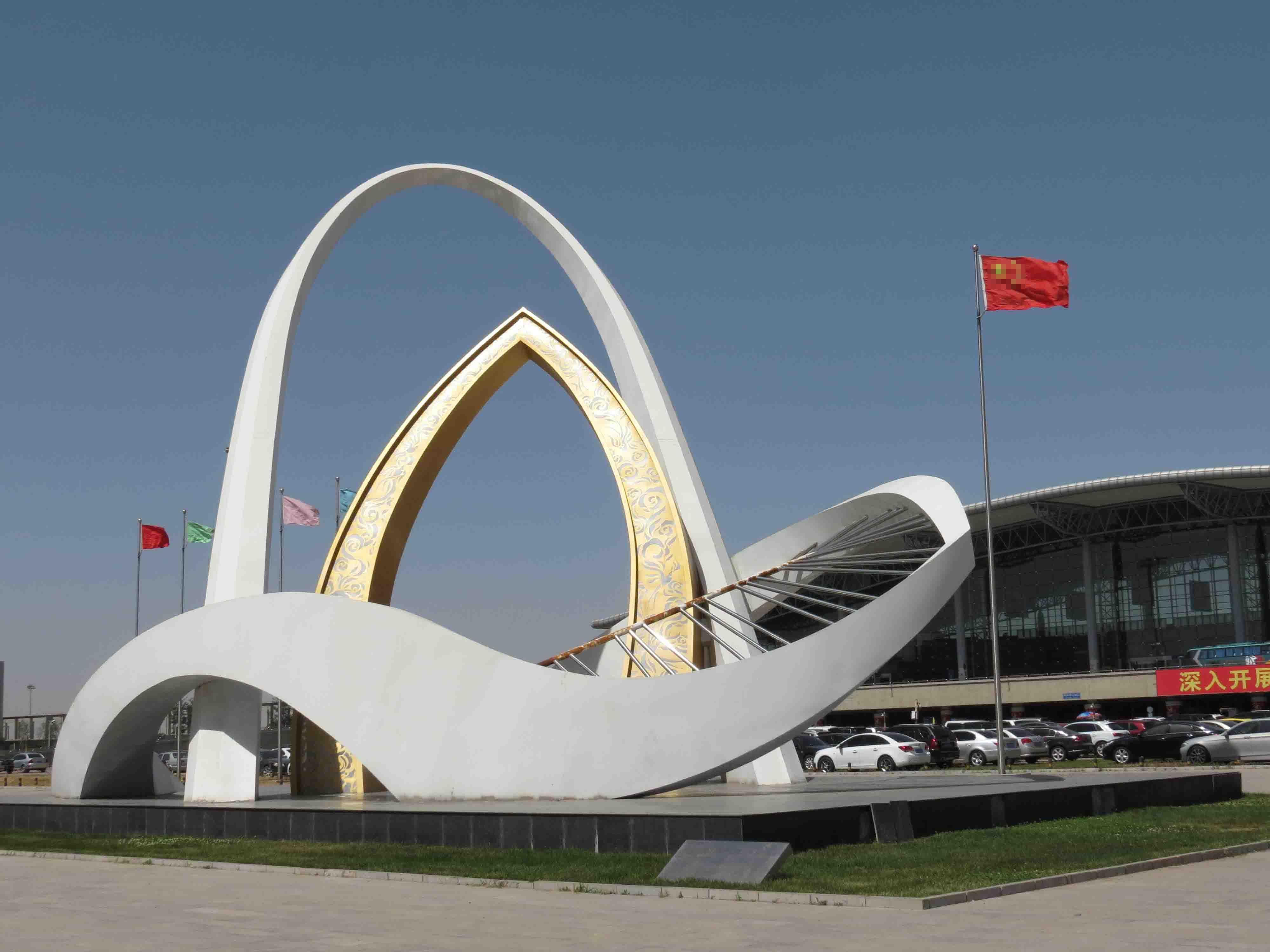 機(jī)場(chǎng)景觀雕塑，機(jī)場(chǎng)不銹鋼標(biāo)志，廣場(chǎng)大型標(biāo)志