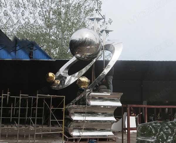 景觀雕塑定制時在空間中做文章有哪些好處？