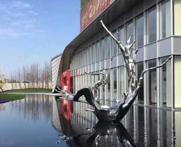 玻璃鋼雕塑的特點有什么呢？