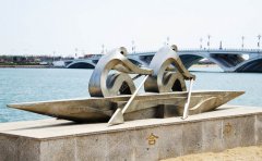 不銹鋼雕塑拋光需要注意的問題有哪些？